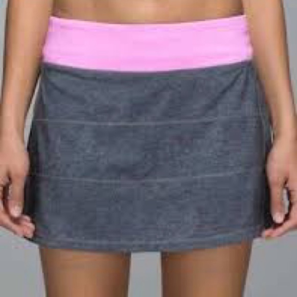 NWOT lululemon Pace rival tennis skirt size 4